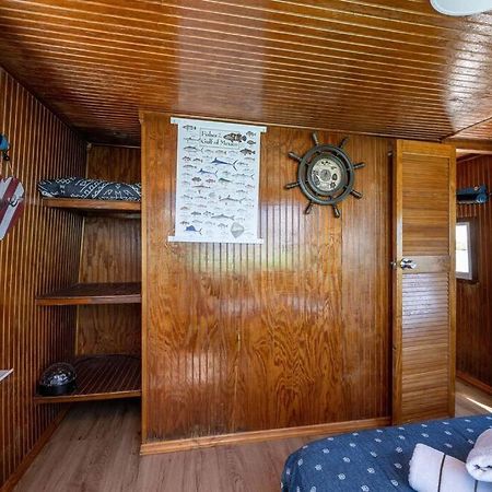 Beautiful Houseboat In Key West Hotel Exterior photo