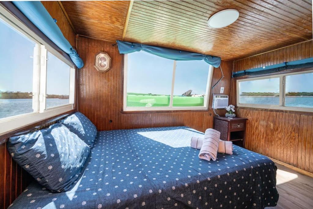 Beautiful Houseboat In Key West Hotel Exterior photo