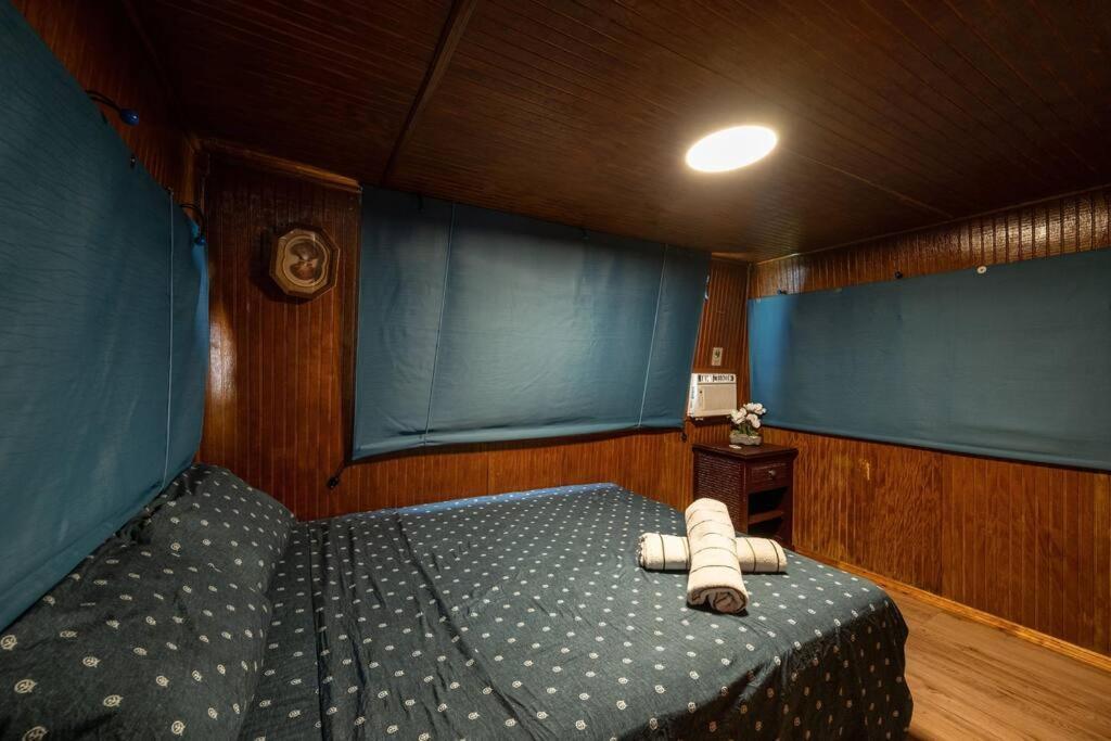 Beautiful Houseboat In Key West Hotel Exterior photo