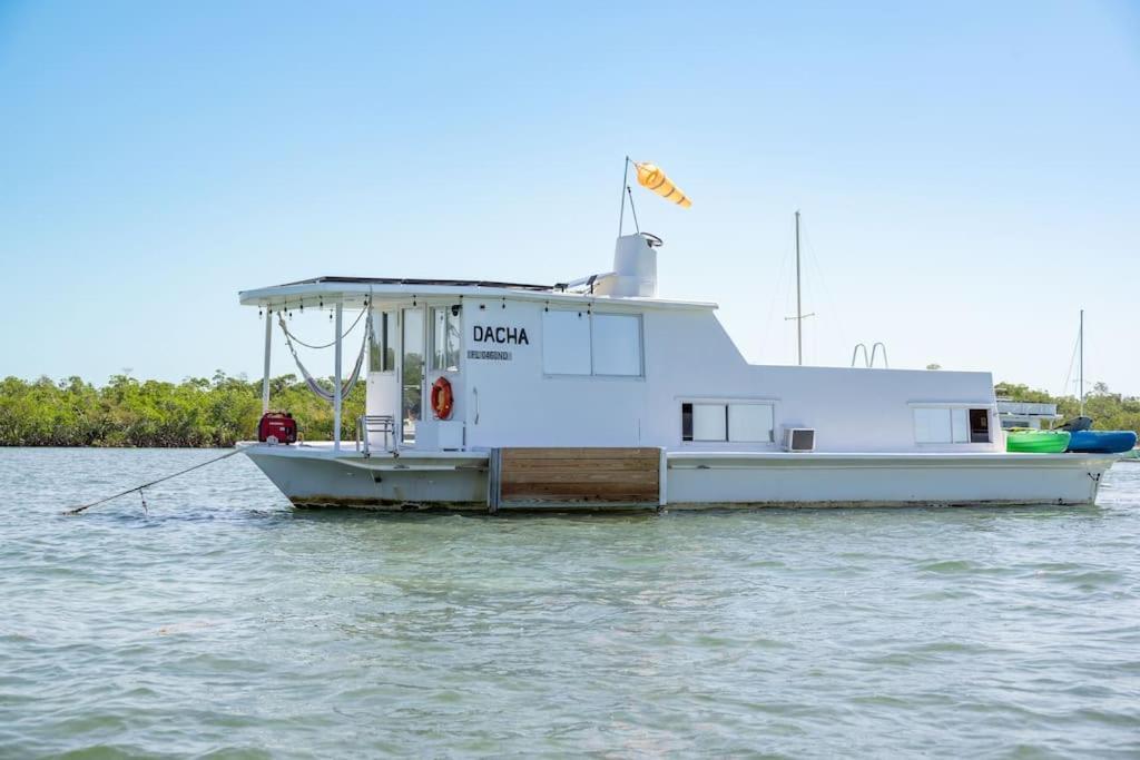 Beautiful Houseboat In Key West Hotel Exterior photo
