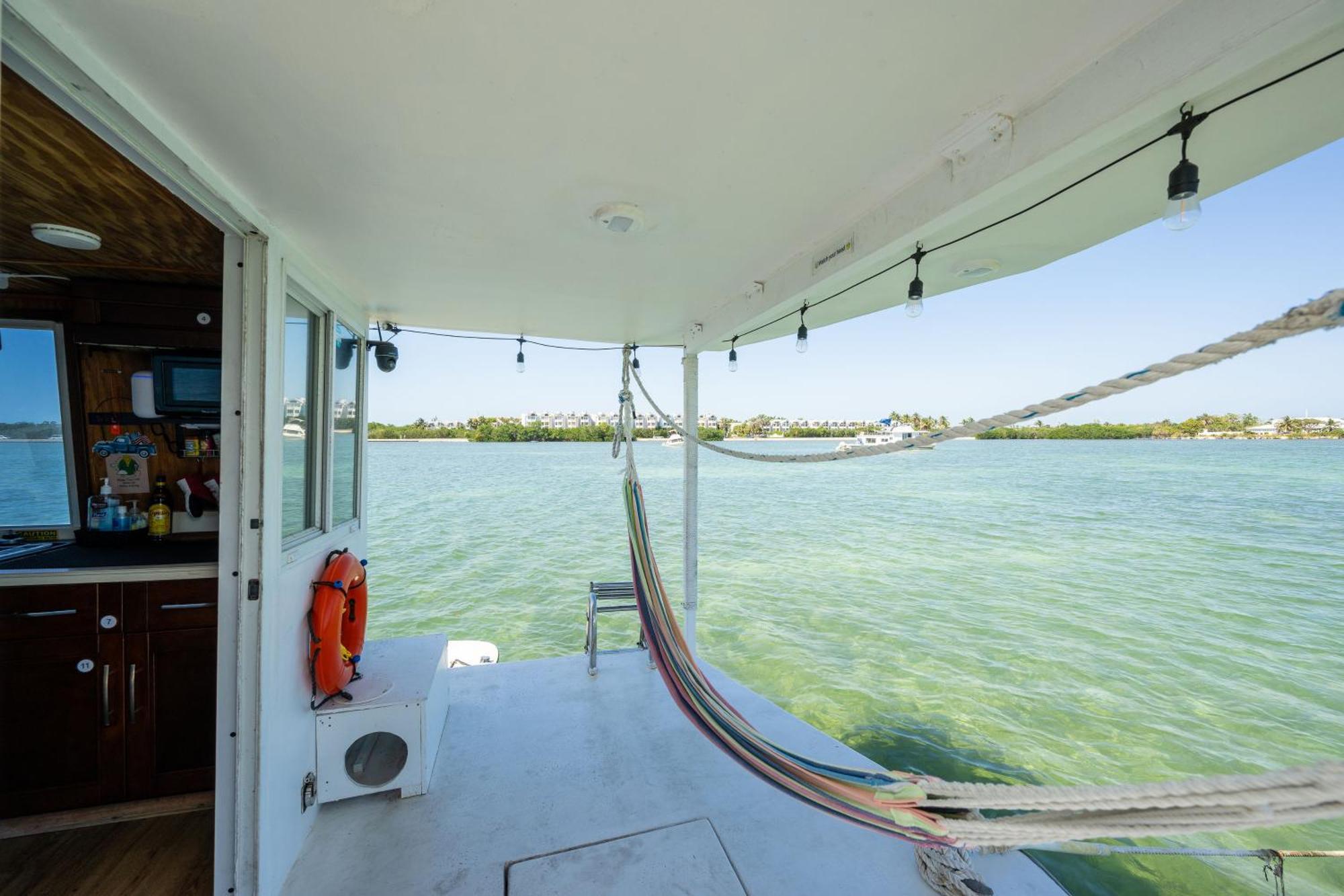 Beautiful Houseboat In Key West Hotel Exterior photo